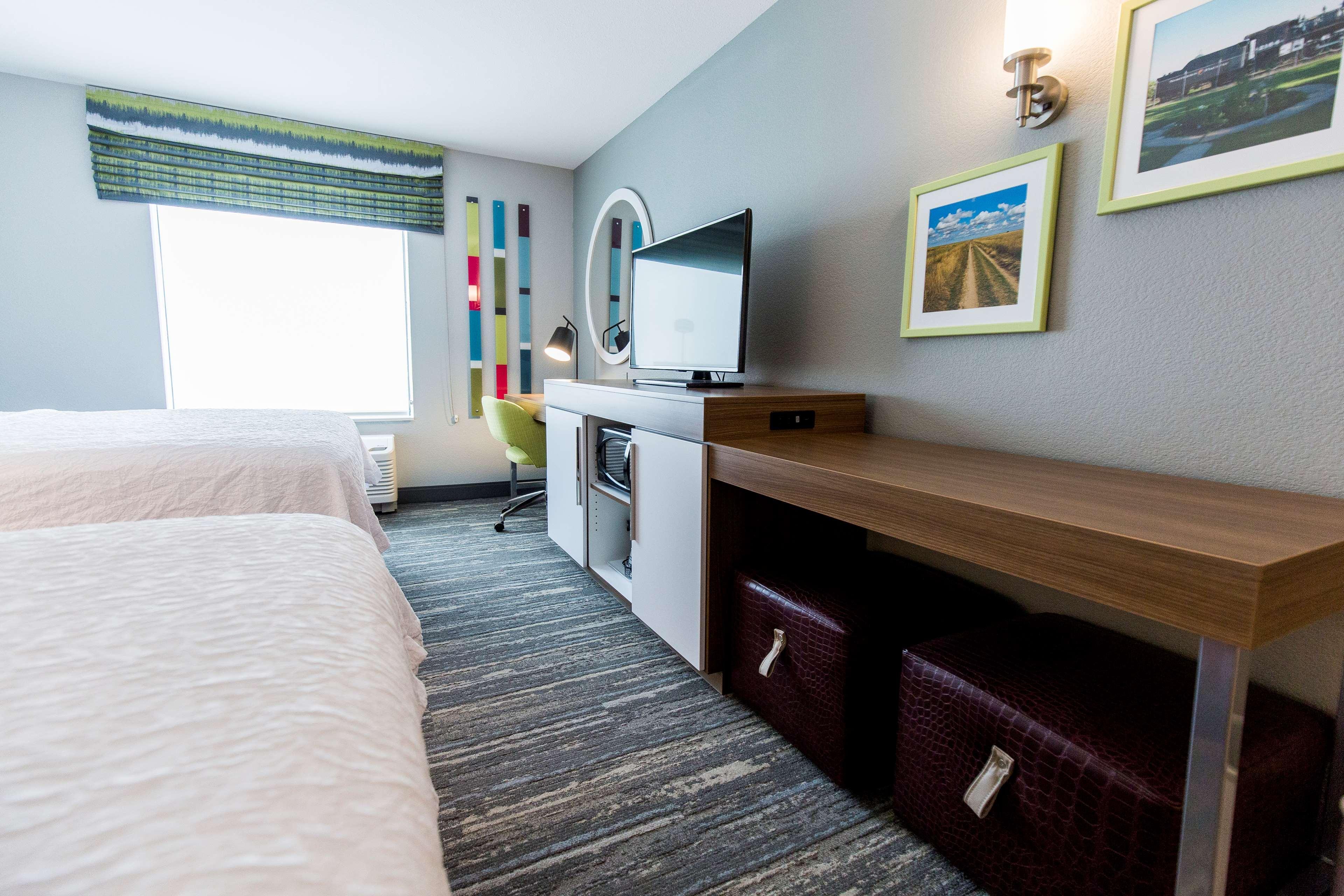 Hampton Inn Bismarck Eksteriør billede