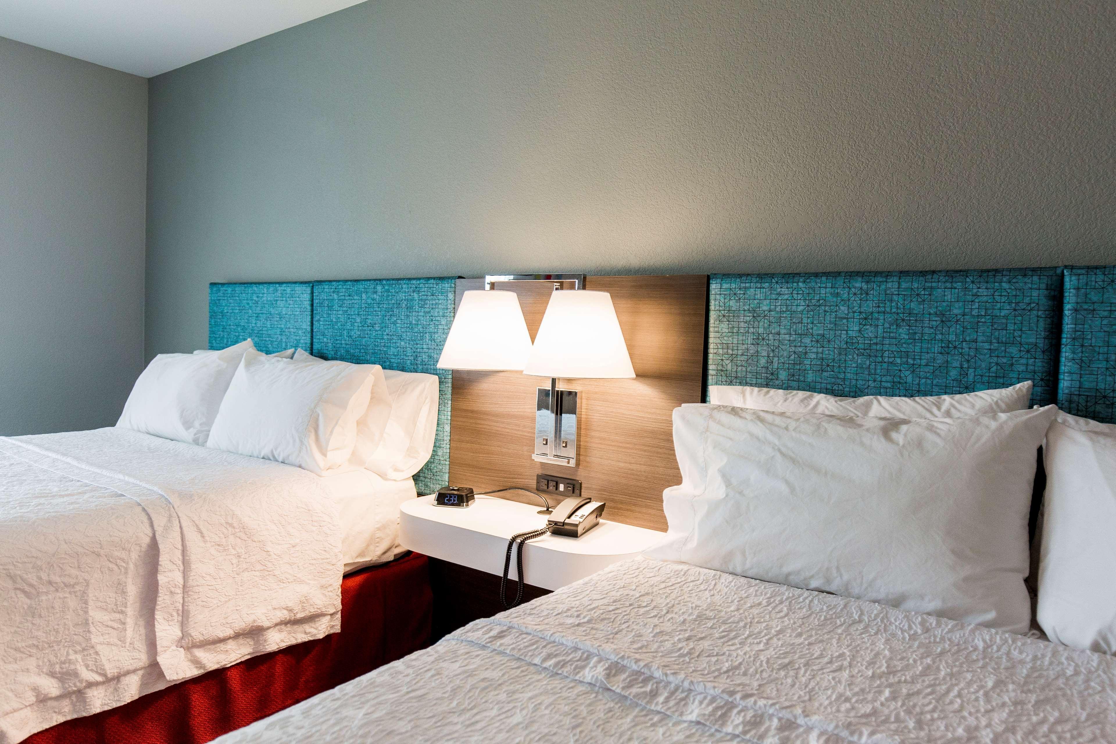 Hampton Inn Bismarck Eksteriør billede