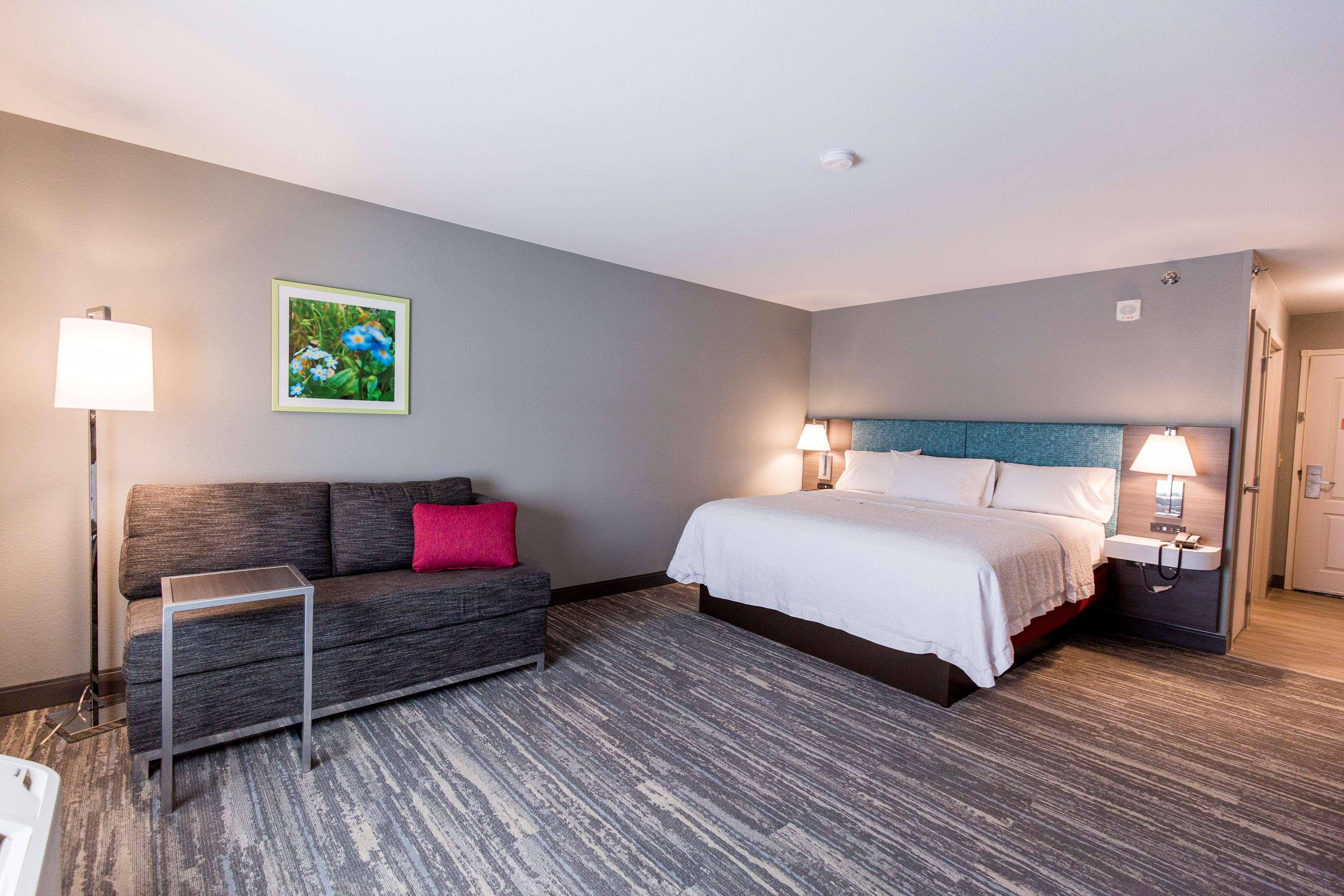 Hampton Inn Bismarck Eksteriør billede