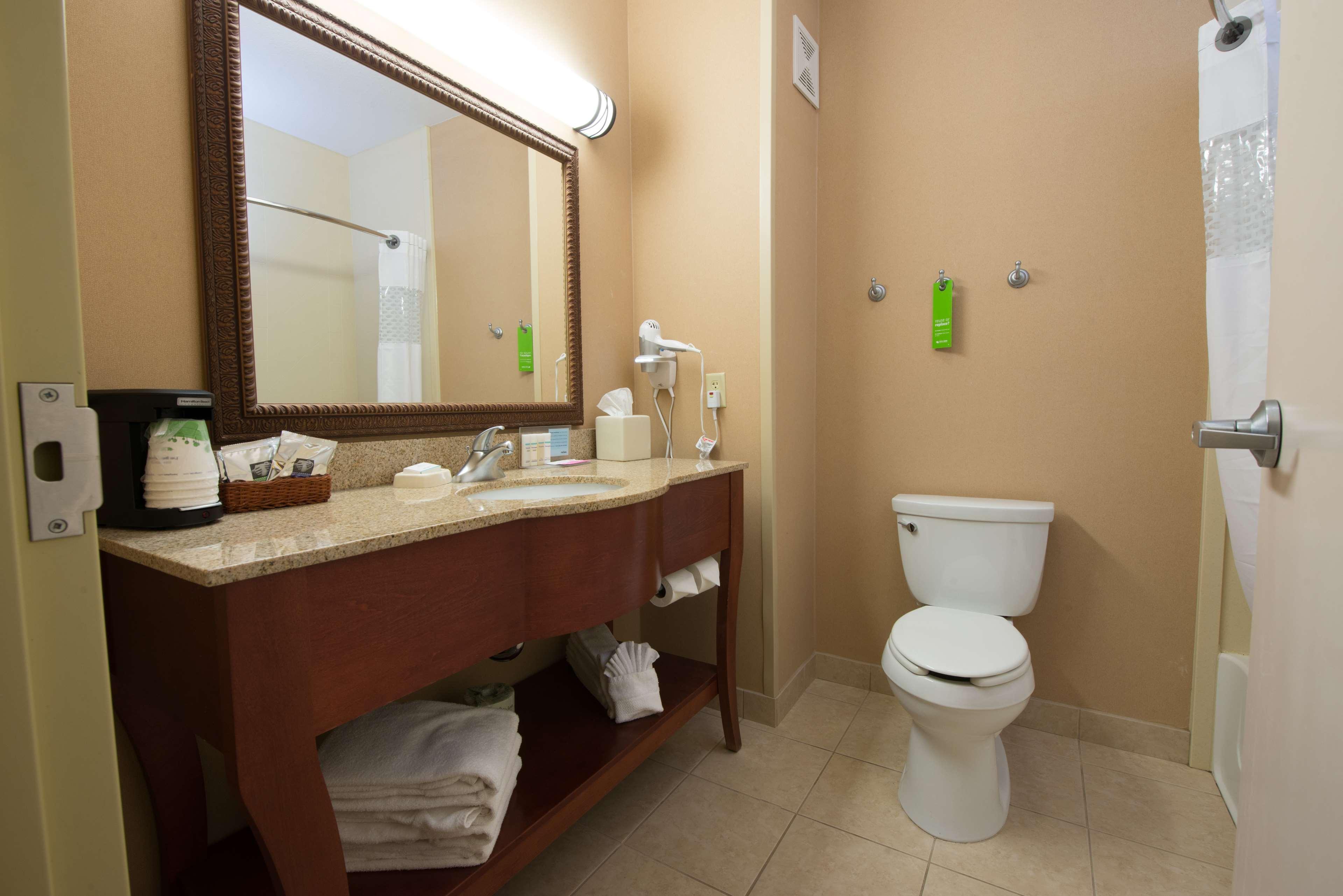 Hampton Inn Bismarck Eksteriør billede