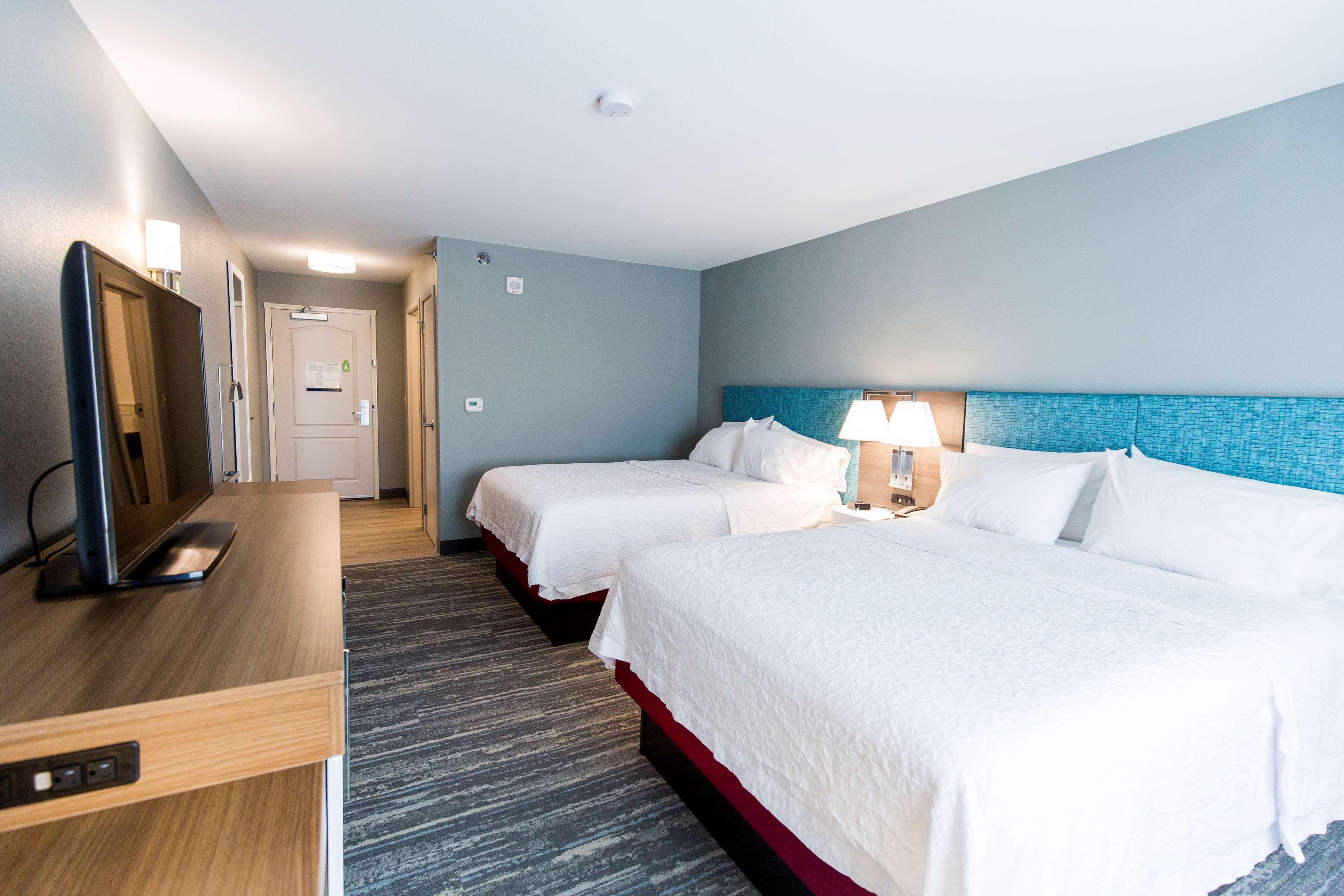 Hampton Inn Bismarck Eksteriør billede