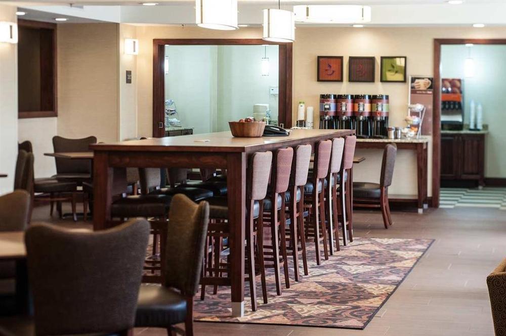 Hampton Inn Bismarck Interiør billede