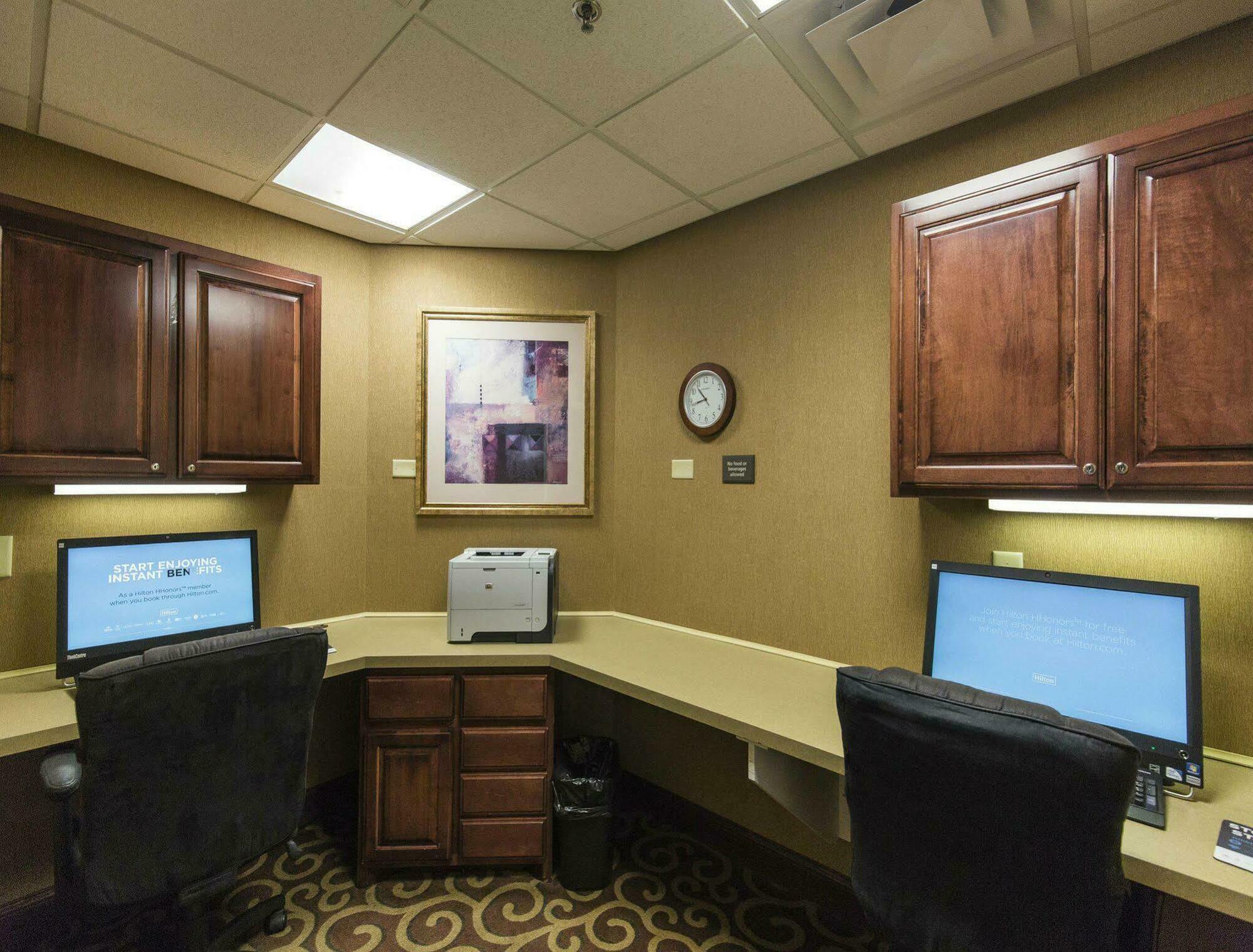 Hampton Inn Bismarck Eksteriør billede